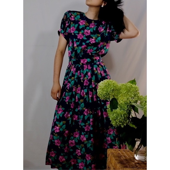 Vintage Talbots Maxi Floral Vibrant Colorful Dress - Picture 2 of 8
